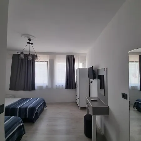 Kardelen Szálloda *